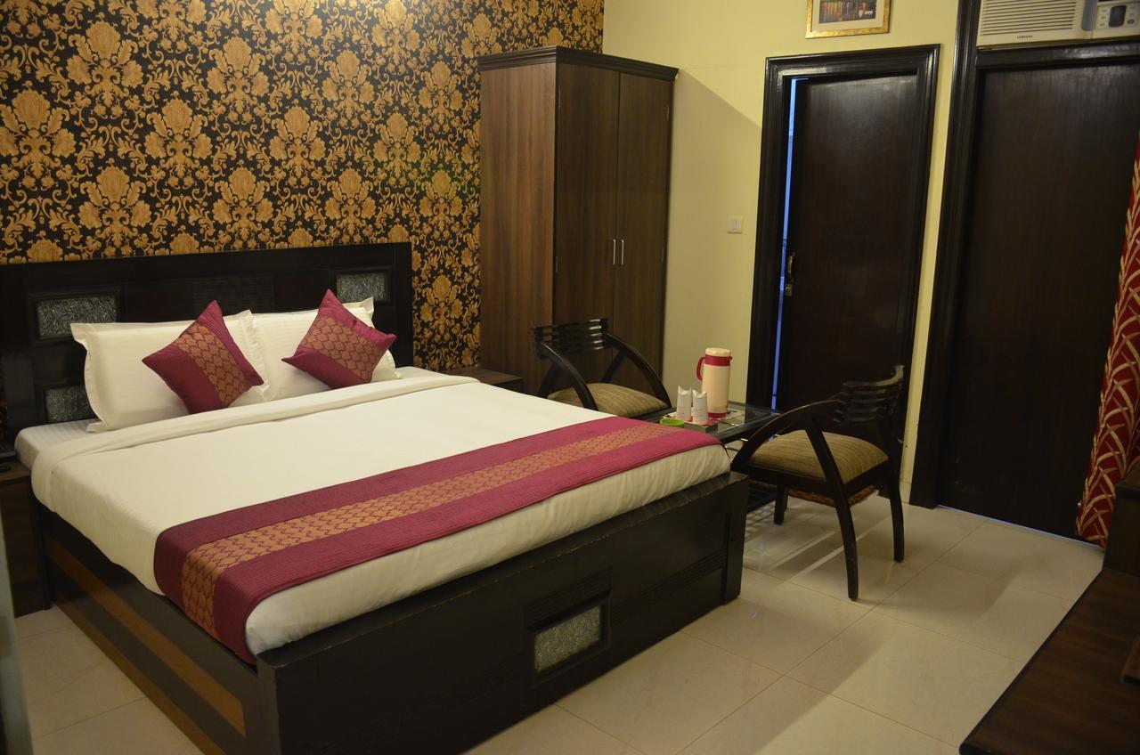 Hotel Jinendra Inn Divisione di Divisione di Jaipur Esterno foto