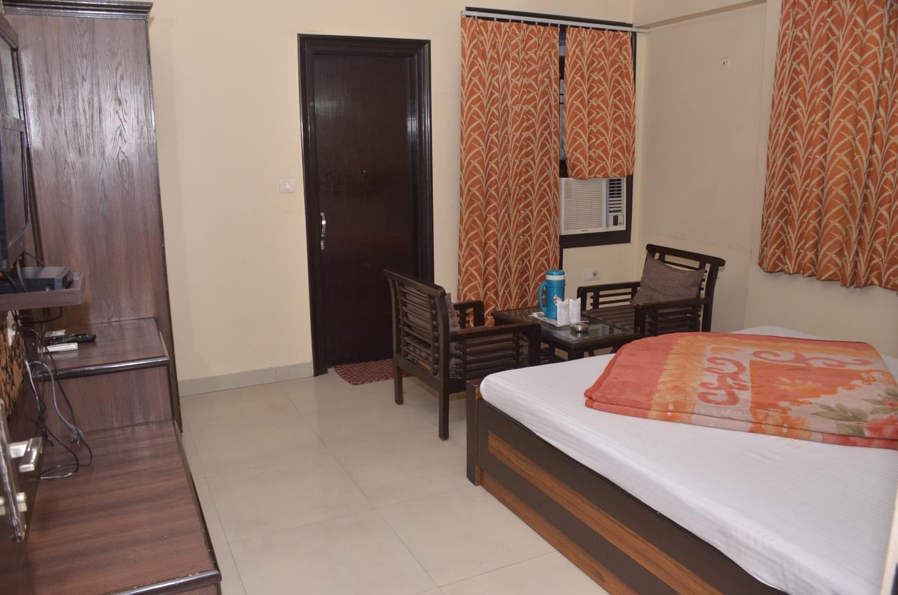 Hotel Jinendra Inn Divisione di Divisione di Jaipur Esterno foto