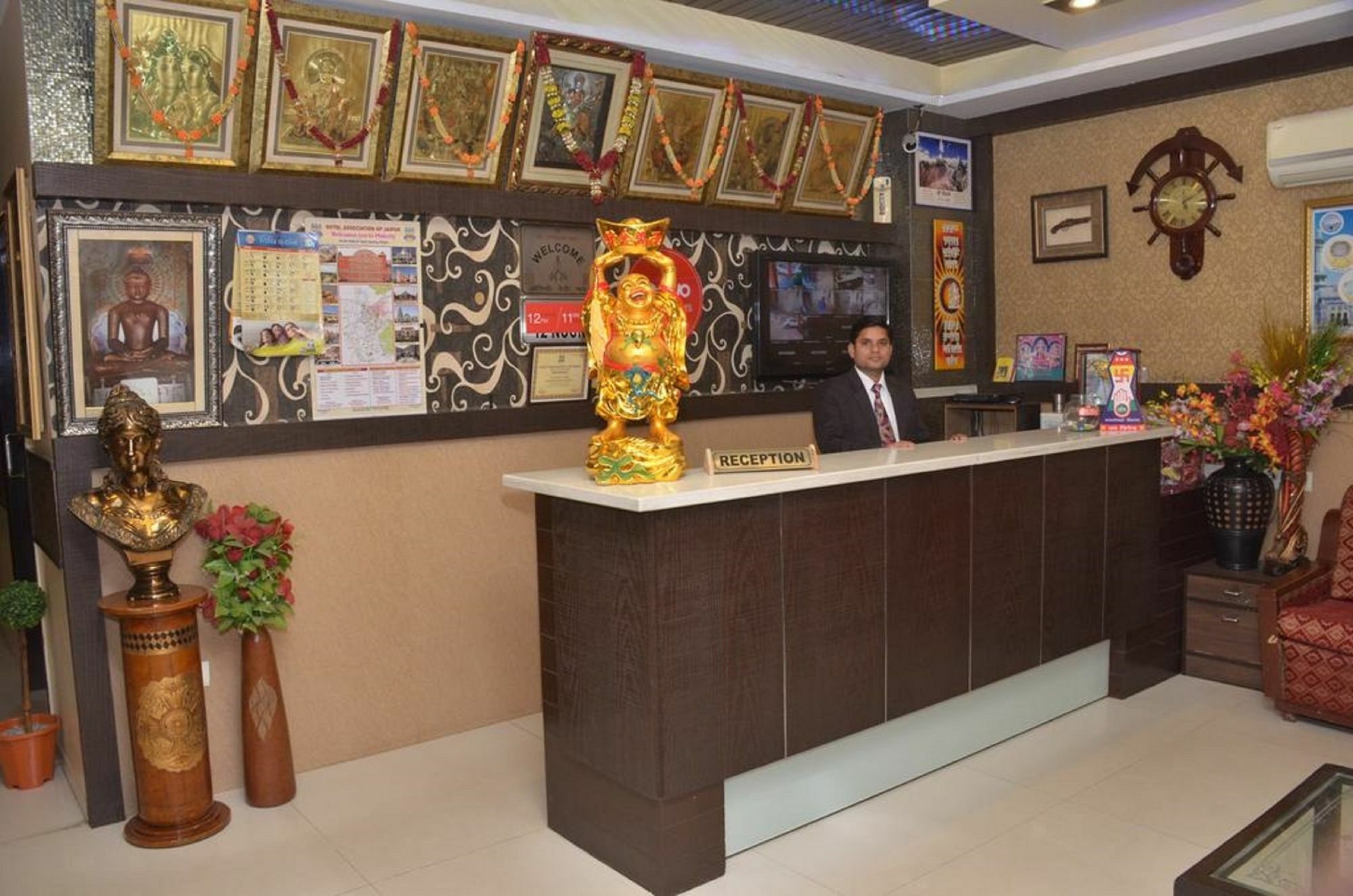 Hotel Jinendra Inn Divisione di Divisione di Jaipur Esterno foto