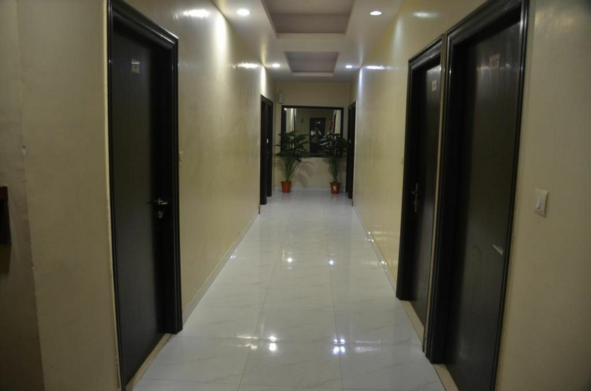 Hotel Jinendra Inn Divisione di Divisione di Jaipur Esterno foto